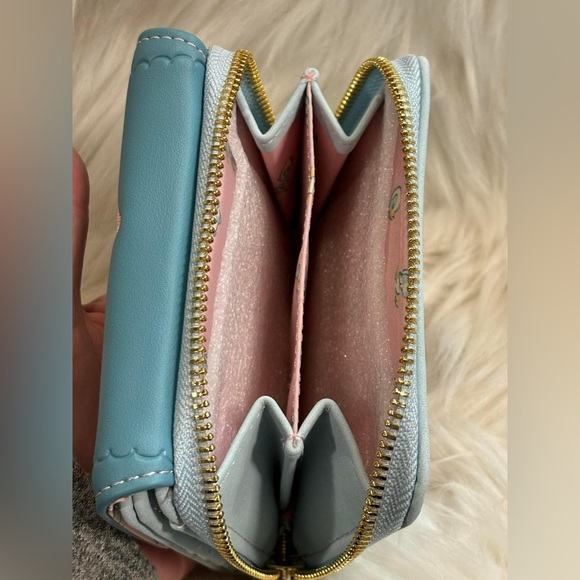 Disney Loungefly Stitch and Scrump Wallet - Picture 10 of 13